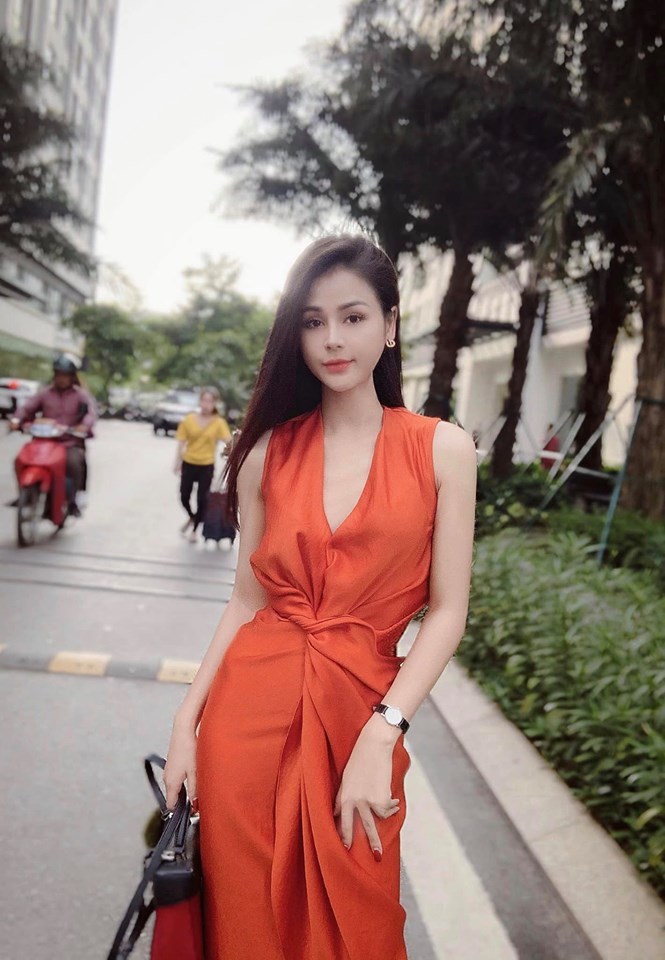 Diễn viên 9X làm mẹ đơn thân xinh như hoa hậu trong phim thay thế Về nhà đi con-5