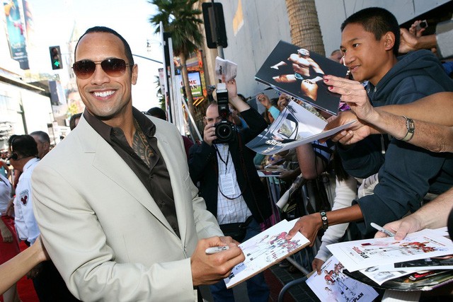 Dwayne Johnson: Gã khổng lồ có quá khứ hư hỏng, lột xác thành người đàn ông quyến rũ nhất hành tinh-4