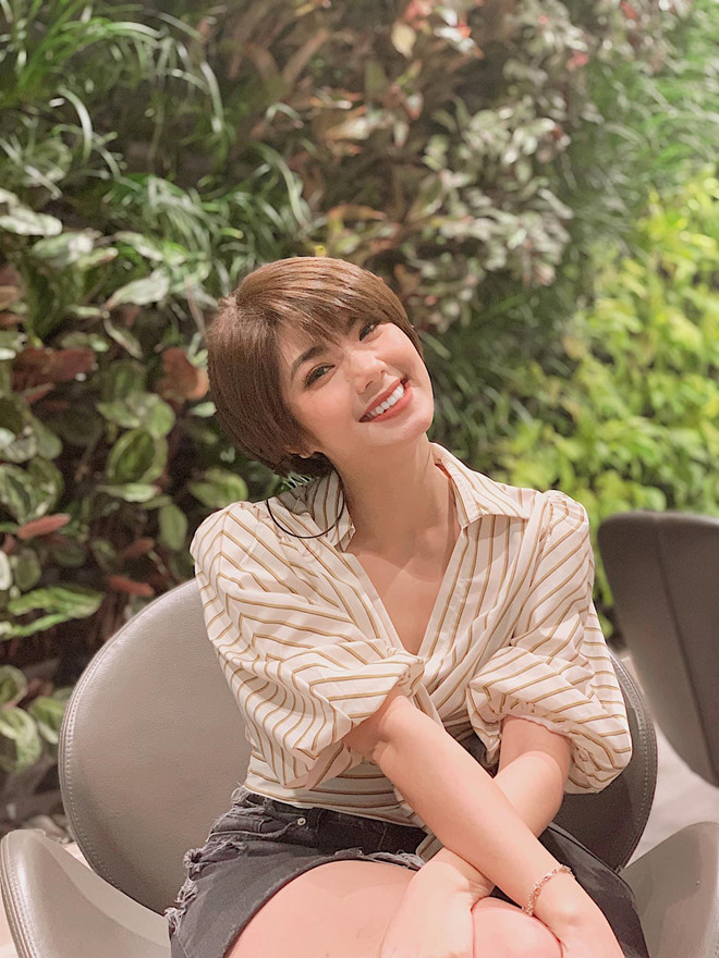 Nhan sắc người yêu tin đồn của Tim sau khi ly hôn Trương Quỳnh Anh-6