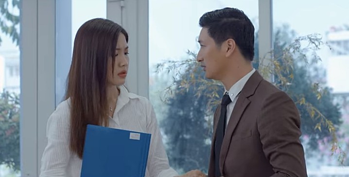 Hoa hồng trên ngực trái: Thái gây phẫn nộ khi nói về vợ con mình với hồ ly tinh Vì em, anh có lỗi với họ cũng được!-1