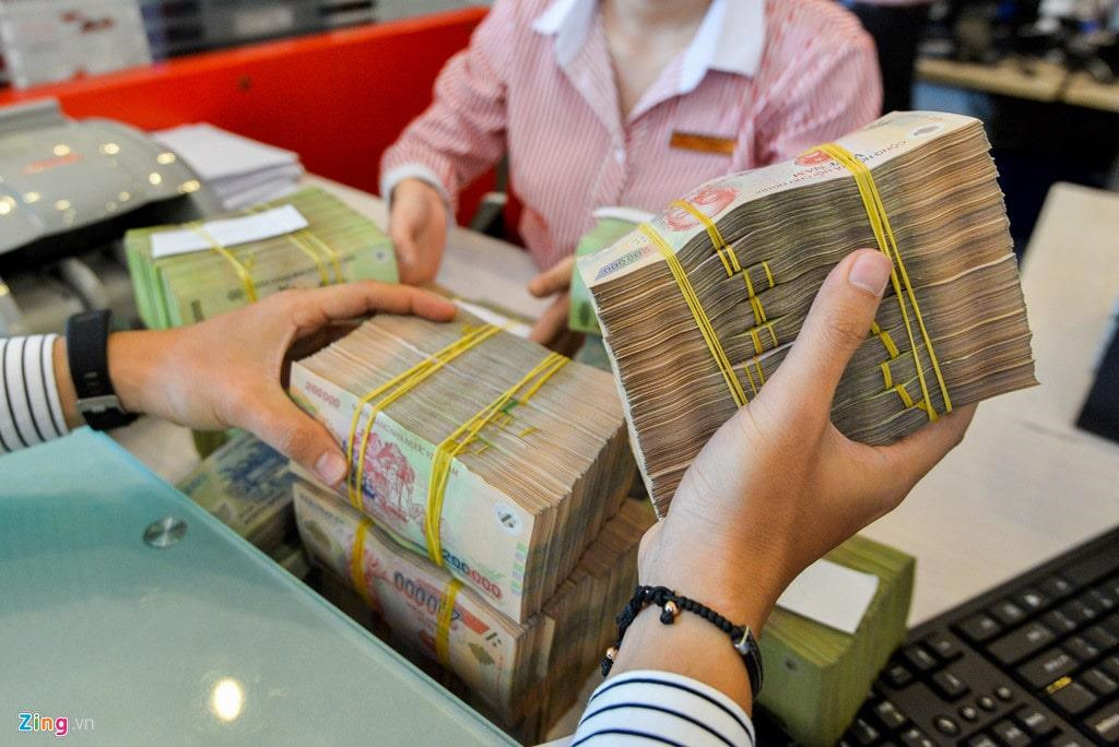 Lãi suất vượt mốc nhạy cảm, cầm tiền tỷ mà quá nóng ruột-3