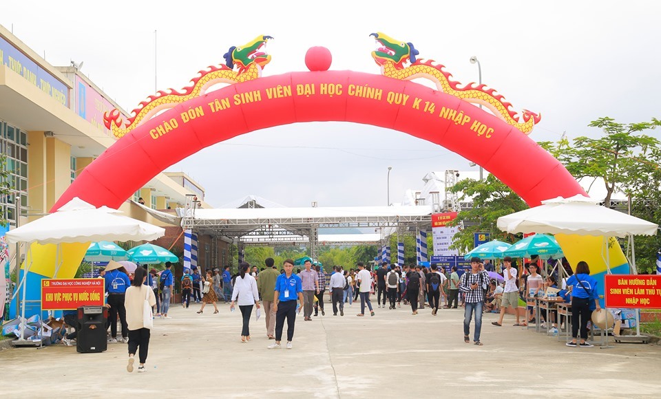 Thủ khoa quyết bỏ đại học đi làm thuê, ĐH Công nghiệp HN tìm cách giữ-4