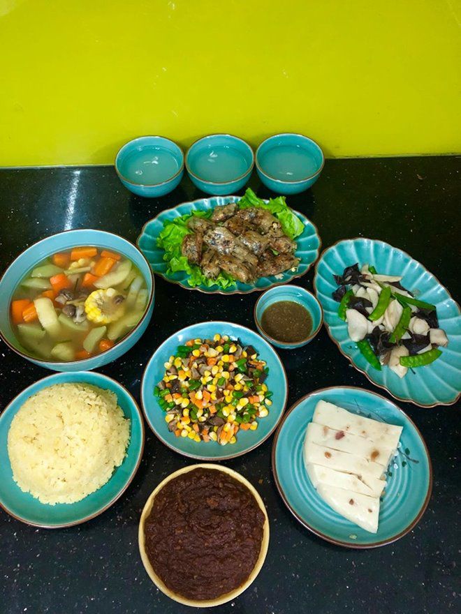 Gái xinh khoe những mâm cơm ngon khiến hội chị em chấm 100 điểm, thi nhau rủ về làm dâu-10