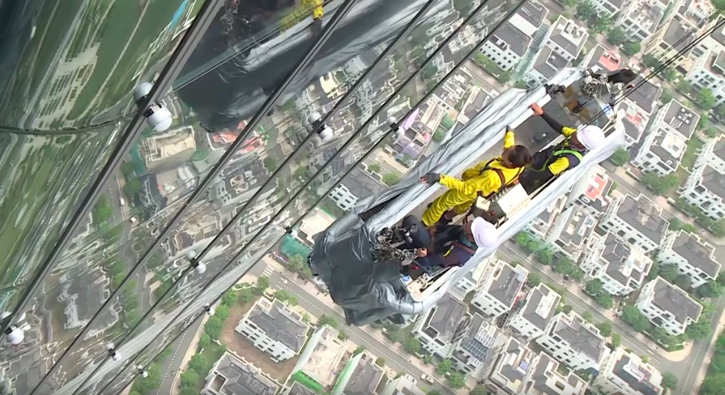 Cuộc đua kỳ thú: Hoa hậu HHen Niê đen đúa khó nhận ra, lớn tiếng hỏi lại chương trình khiến ai cũng bất ngờ-10