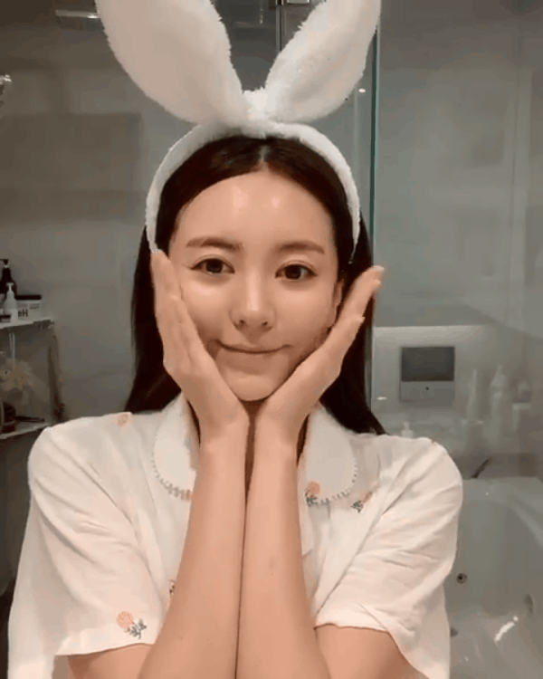 Học người Hàn vỗ 7 lần toner, người Nhật vỗ mặt 300 lần để da khỏe đẹp căng bóng không lo lão hóa-2