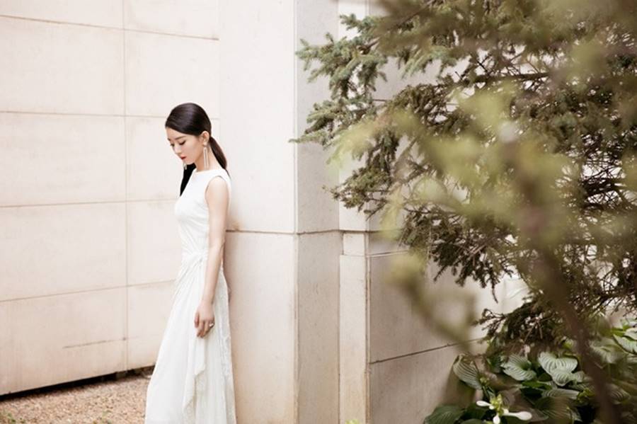 Sở Kiều Triệu Lệ Dĩnh xinh ngất ngây sau 6 tháng sinh con-6