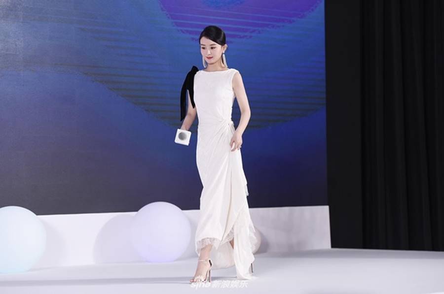 Sở Kiều Triệu Lệ Dĩnh xinh ngất ngây sau 6 tháng sinh con-8