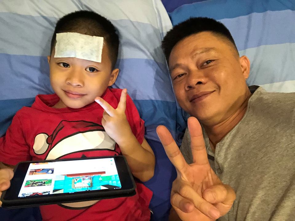 Ngày đầu vào lớp 1, con trai BTV Quang Minh gây chuyện khiến cả bố được phen hốt hoảng-2