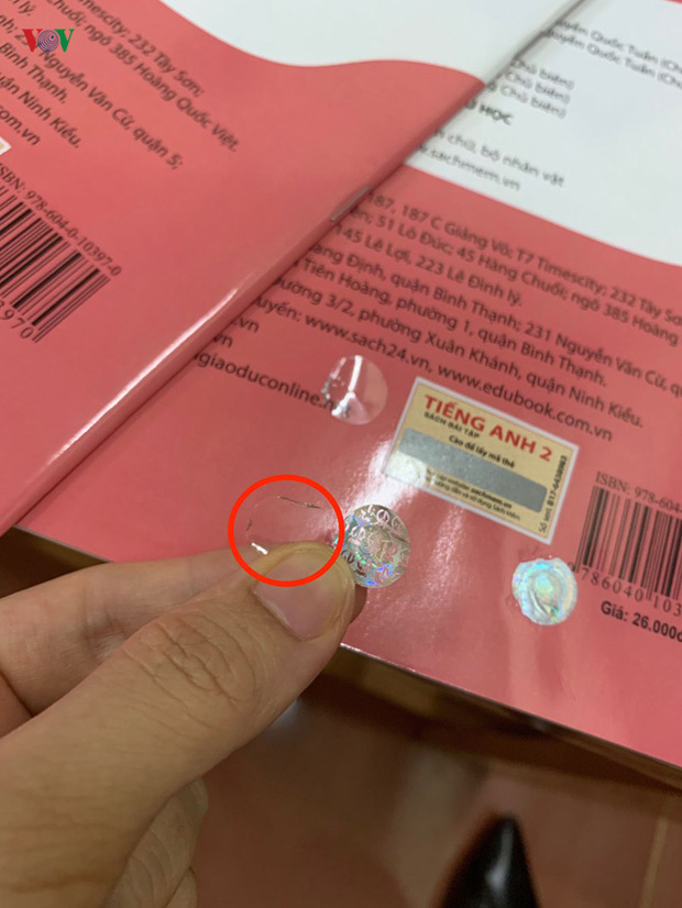Phát hiện hàng nghìn sách giáo khoa giả trước thềm năm học mới-2