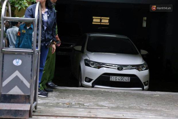 Ông Nguyễn Hữu Linh thất thần, ngồi sụp xuống ghế sau khi bị tuyên án 18 tháng tù-3