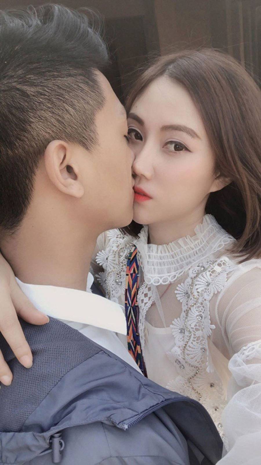 Bạn trai nhà người ta: Tặng bó hồng 1 tỷ, chuyển khoản 25 triệu ăn sáng sương sương-5