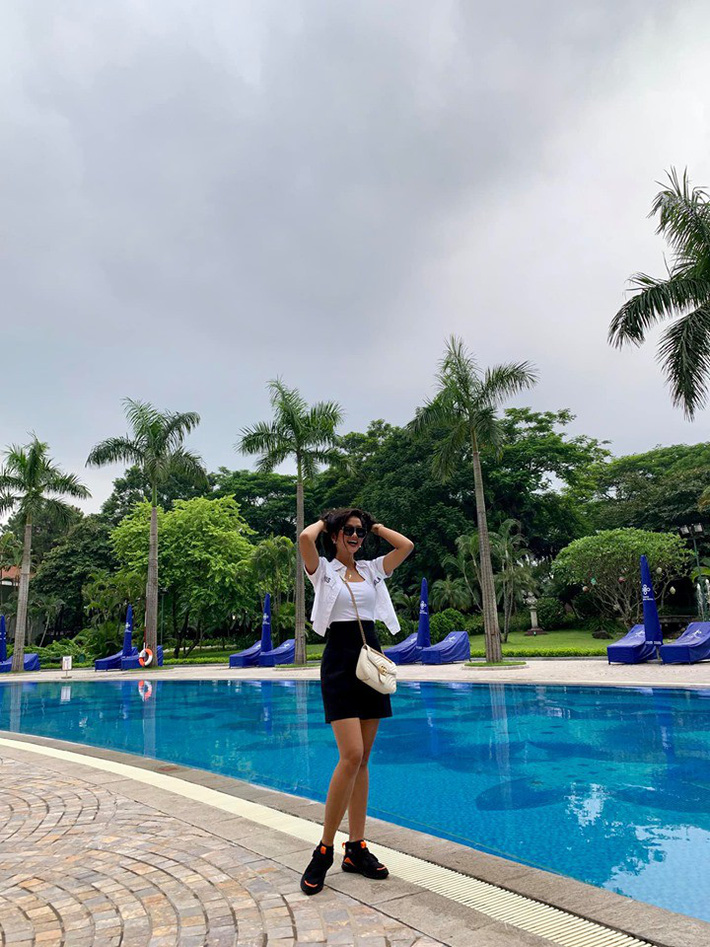 Hậu Về nhà đi con Bảo Thanh, Thu Quỳnh diện đồ đơn giản mà cá tính chẳng thua gì các chân dài Vbiz-3