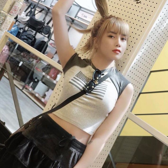 Hậu Về nhà đi con Bảo Thanh, Thu Quỳnh diện đồ đơn giản mà cá tính chẳng thua gì các chân dài Vbiz-14