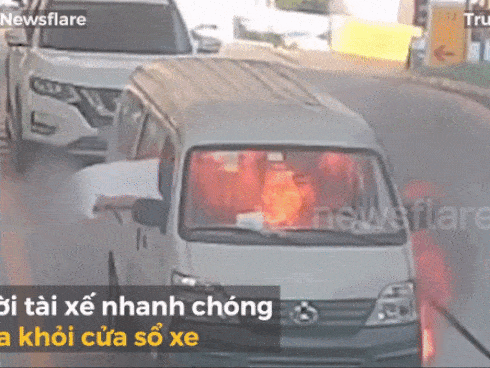 Xe bốc cháy khi đổ xăng, người đàn ông thoát chết trong gang tấc