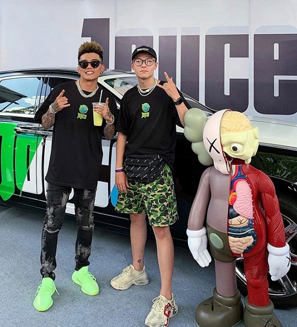 Cuộc sống giàu sang, vi vu khắp nơi của con rể tương lai đại gia Minh Nhựa-12