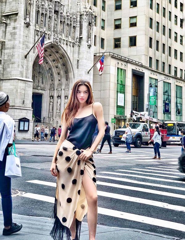 Diện đồ chấm bi mà không sến súa, chỉ có Hồ Ngọc Hà mà thôi!-8