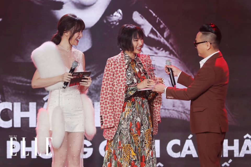 Hari Won khiến ai cũng ngượng đỏ mặt vì gọi nhầm tên Châu Bùi cực nhạy cảm” ngay trong lễ trao giải thưởng lớn-2