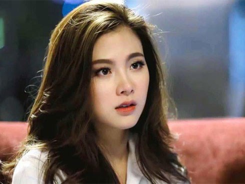 Nhà vừa xây xong, mẹ chồng đã dẫn một đoàn họ hàng đến xem xét rồi tuyên bố sốc óc, tôi nhẹ nhàng đưa một thứ khiến bà nhục nhã ê chề