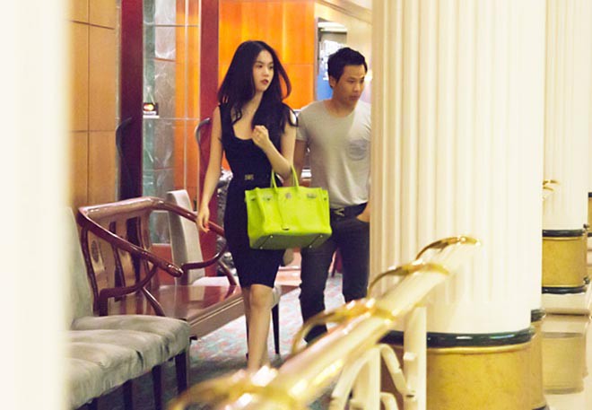 Những hình ảnh chụp lén gây xôn xao của Ngọc Trinh-6