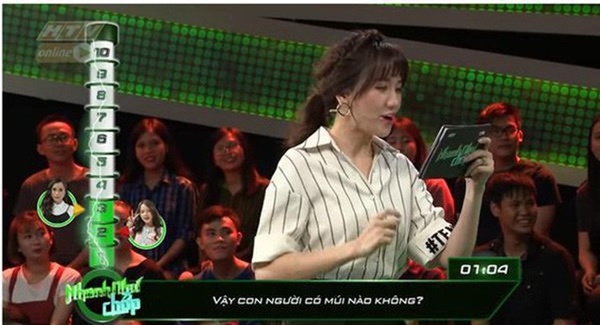 Nói tiếng Việt không sõi, Hari Won có xứng làm MC?-3