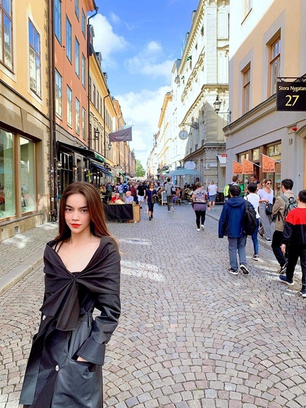 Kim Lý âu yếm Hồ Ngọc Hà tại tư gia Thụy Điển, fans chỉ mong nữ ca sĩ sớm trở thành dâu con trong nhà-2