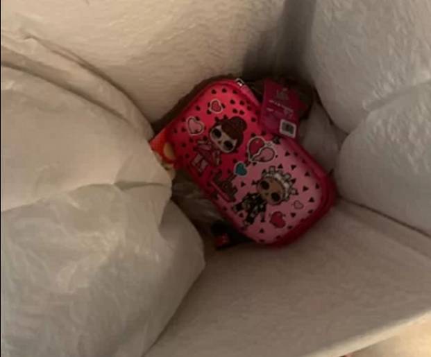 Cách xử lý tuyệt vời của mẹ Mỹ khi thấy con ném đồ vì không vừa ý-1