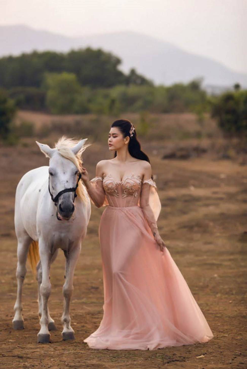 Hậu ly hôn, Trương Quỳnh Anh, Anh Thư thay đổi style ăn mặc-7