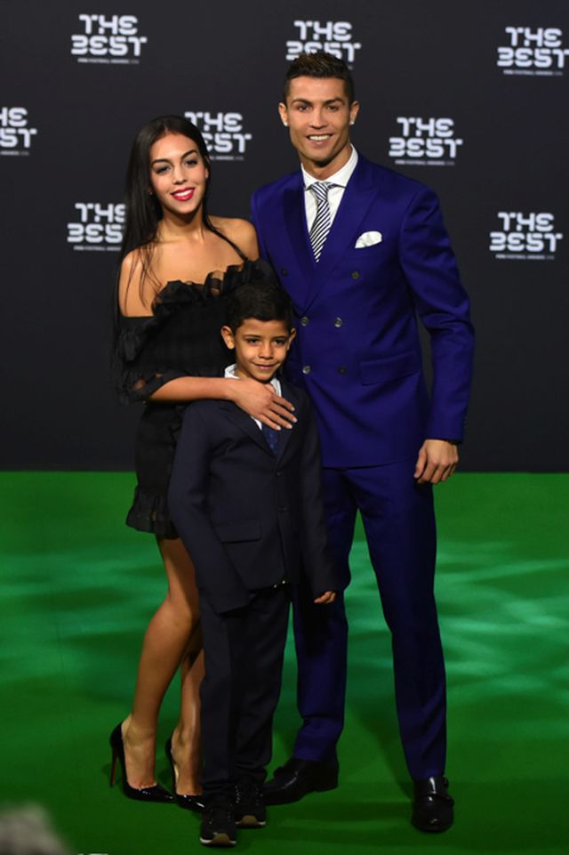 Tự nhận sống không dễ dàng, Georgina Rodríguez quyết không rời bỏ C.Ronaldo-1