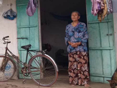 Trụ cổng đổ làm cháu bé 8 tuổi tử vong-2