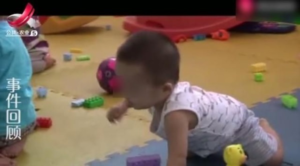 Ngoại tình vụng trộm rồi sinh đôi con trai, khi tỉnh dậy cô gái bàng hoàng vì nhân tình đã đem con bán cho 2 gia đình khác nhau-2