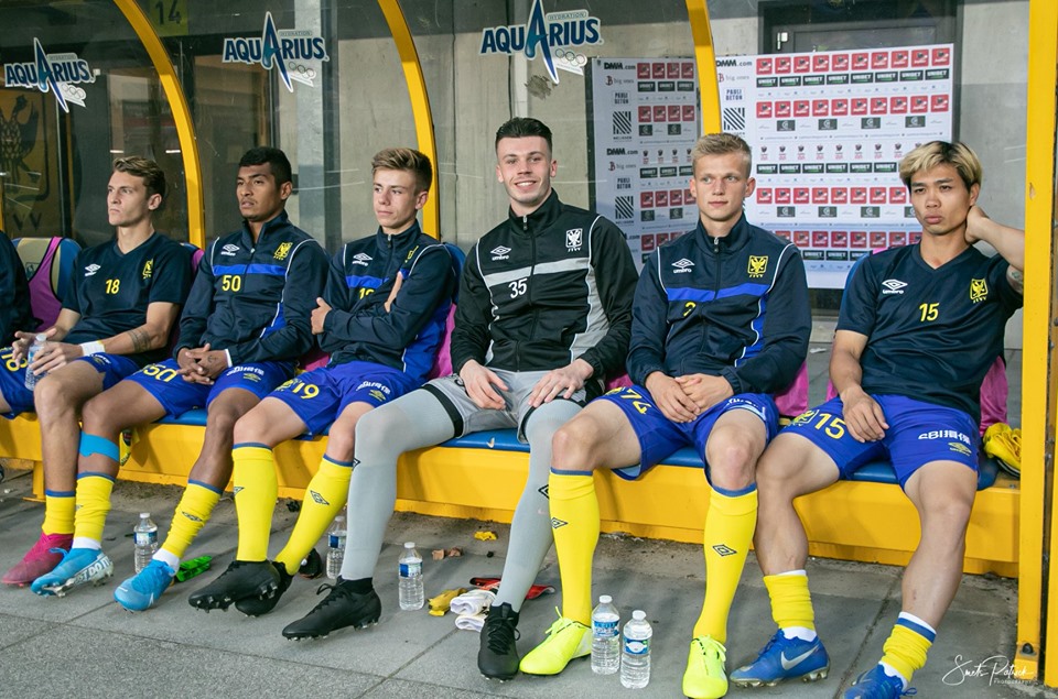 Công Phượng đón những vị khách đặc biệt ở Bỉ trong trận thứ 3 liên tiếp dự bị-5