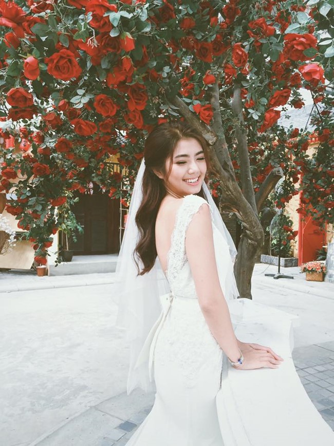 Vợ cũ và bạn gái tin đồn của Tim mỗi người một vẻ gợi cảm, ít ai sánh bằng-14