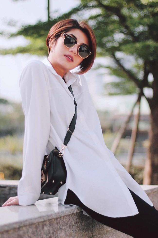 Vợ cũ và bạn gái tin đồn của Tim mỗi người một vẻ gợi cảm, ít ai sánh bằng-18