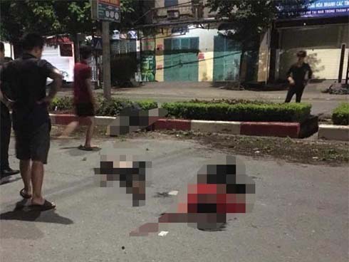 Clip: Thời điểm xe máy kẹp 5 tông dải phân cách khiến 4 sinh viên tử vong-2