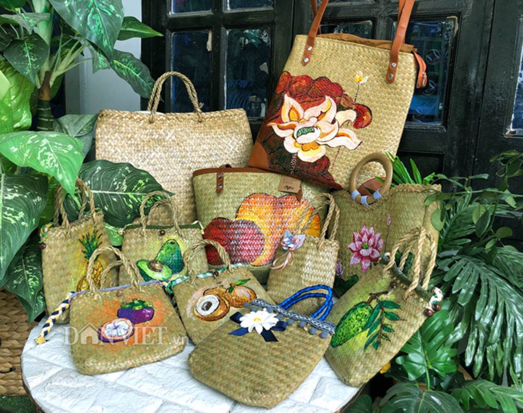 Bộ sưu tập túi xách thời trang khủng từ cỏ dại của 8X Đồng Tháp-1