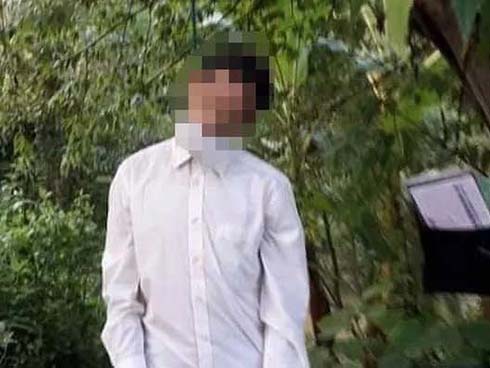 Chuyện rớt nước mắt sau túp lều dựng tạm ven đường của người mẹ cụt chân, một mình nuôi con trai khờ ở Hà Nội-17