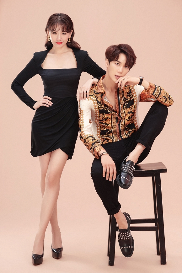 Hari Won khoe ảnh tình tứ bên bạn diễn Park Jung Min-4