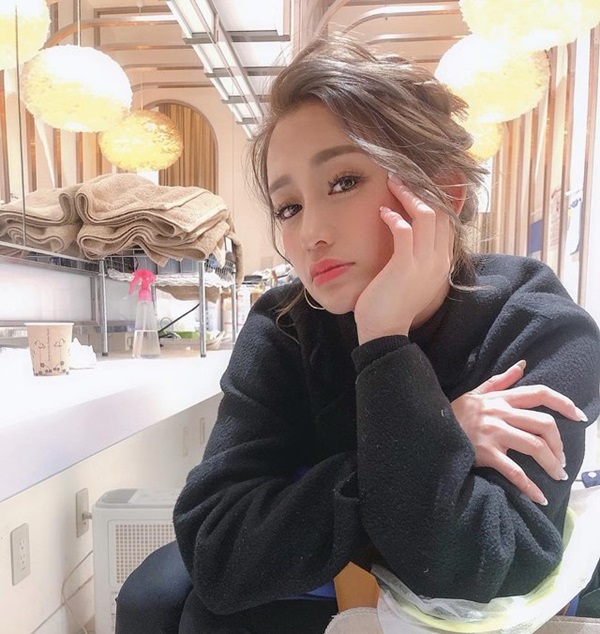 Nữ tiếp viên kiếm 1 tỷ/tháng chỉ nhờ lên bar với khách, khẳng định không làm chuyện ấy-1