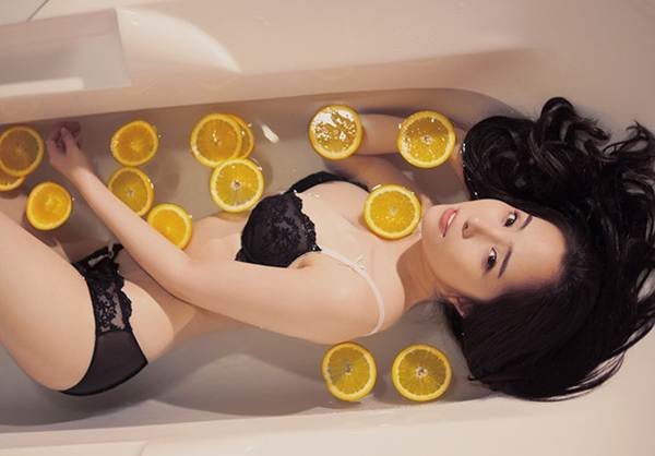 Diện bikini khoe vòng eo 55cm, Quỳnh Nga khiến fan dụi mắt vài lần-5