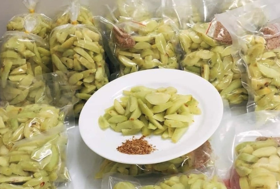 Loại quả rừng đem muối dưa bỗng gây sốt khắp Hà thành-1