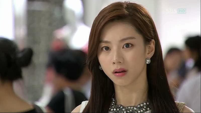 Chồng sắp cưới hủy hôn vì trúng bẫy cô đồng nghiệp, không lâu sau lại nhờ đích thân mẹ đẻ đến xin xỏ vợ hụt để ăn quả đắng-2