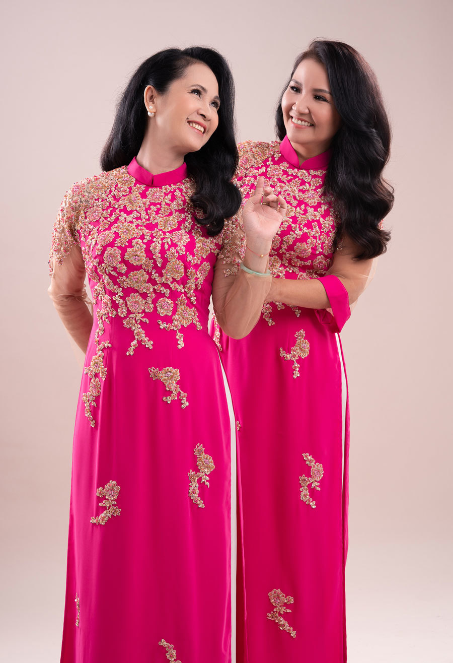 2 mẹ chồng quốc dân trên màn ảnh mặc áo dài kết tình thông gia-4