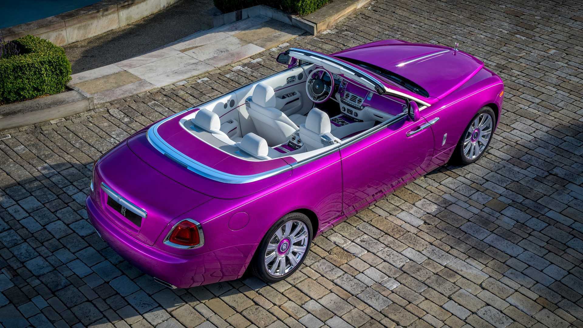 Đại gia sở hữu 10 siêu xe Rolls-Royce màu độc, đặt theo tên mình-13