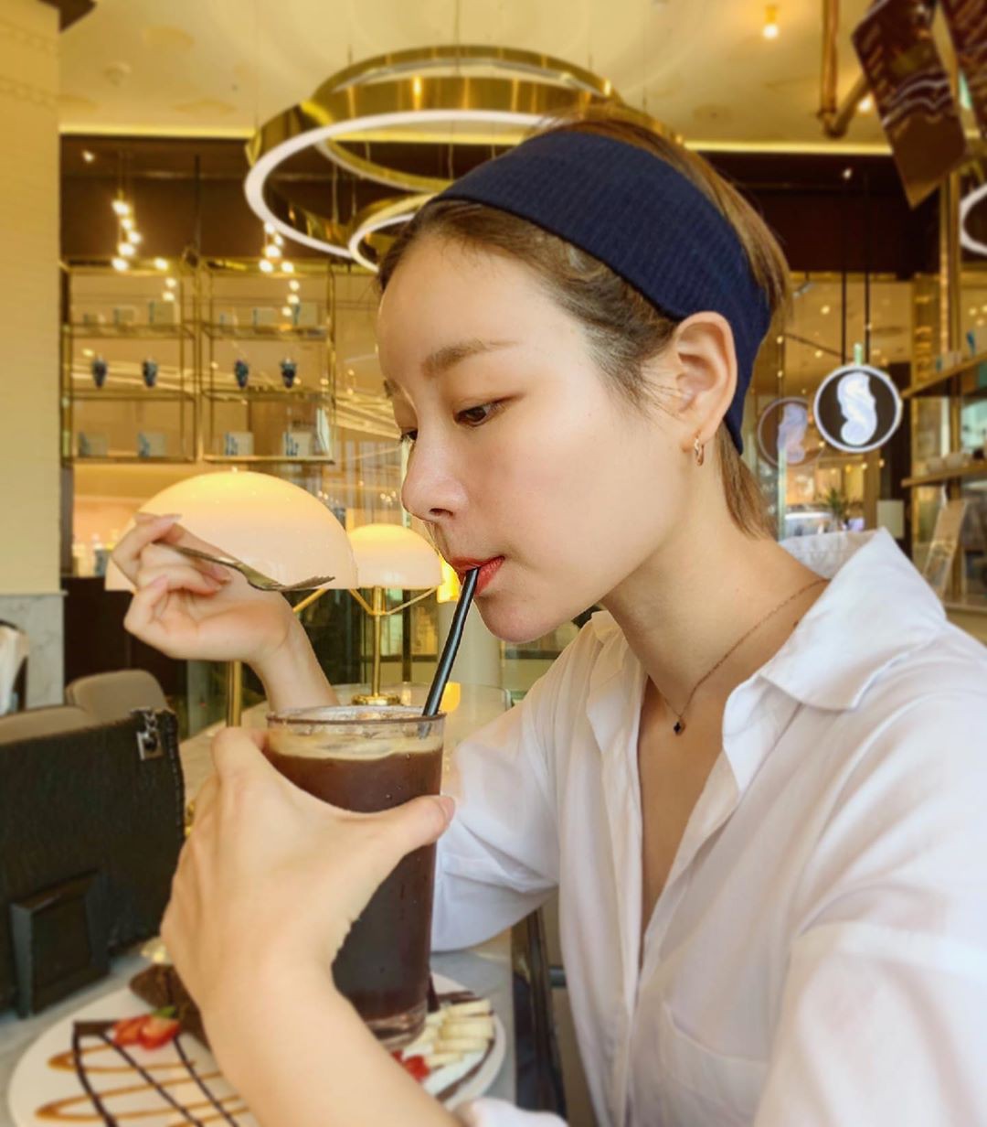 Chuyên gia mách nhỏ 5 tips skincare khiến đồng nghiệp phải trầm trồ trước làn da căng bóng, lấp lánh của bạn-5