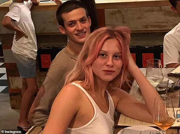 Bạn gái người mẫu nóng bỏng đòi chia tay, chàng công tử con nhà giàu tự kết liễu đời mình vì... thà chết còn hơn phải sống thiếu nàng-1