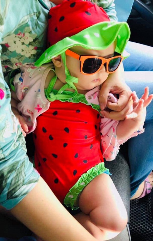 Hoa hậu gia thế khủng Ngô Phương Lan lần đầu tiết lộ diện mạo con gái được sinh sau giai đoạn nhiều biến cố-1