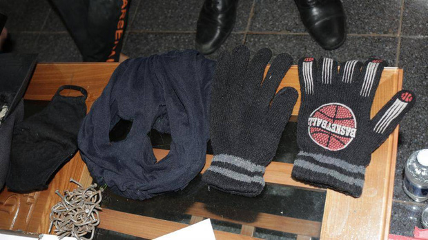 Chân dung đối tượng dùng kiếm và dao cướp ngân hàng ở Lào Cai-3