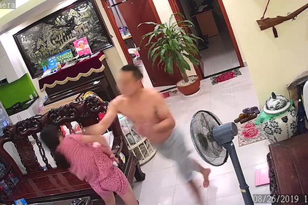 Điều gì chờ đợi võ sư đánh vợ, nếu nạn nhân tố cáo?-1