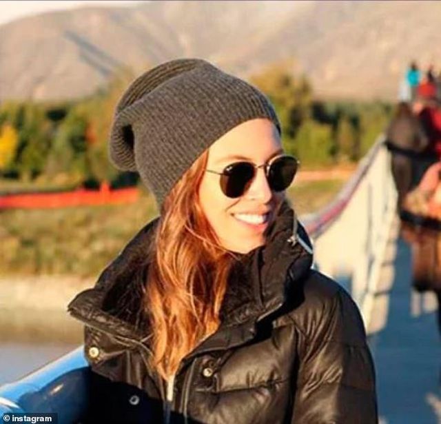 Cô gái ngã từ tầng 6 vì tạo dáng trên ban công để chụp ảnh sống ảo”-2