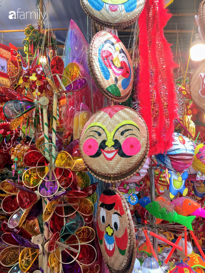 Trung thu năm nay đồ chơi truyền thống lên ngôi, tiêu thụ gấp đôi so với đồ chơi ngoại nhập-5